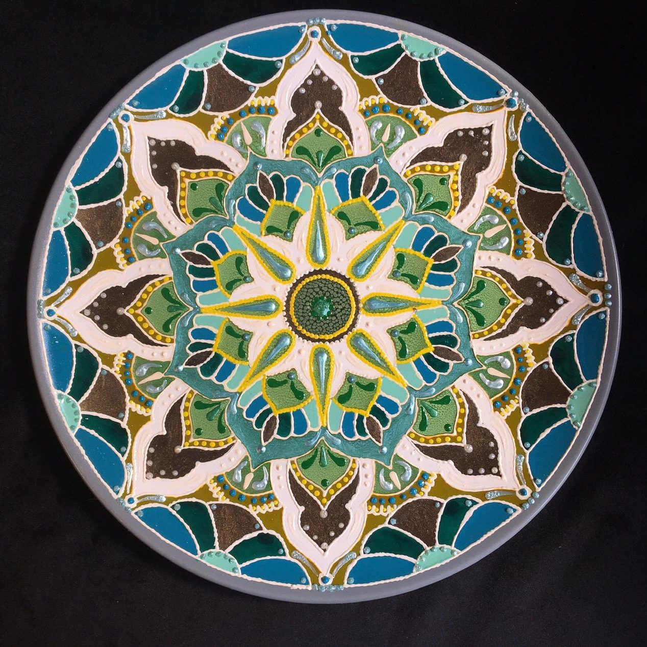 Piatto Mandala n46 - Daina Cassella Mandala Artist